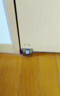 建具のビス穴